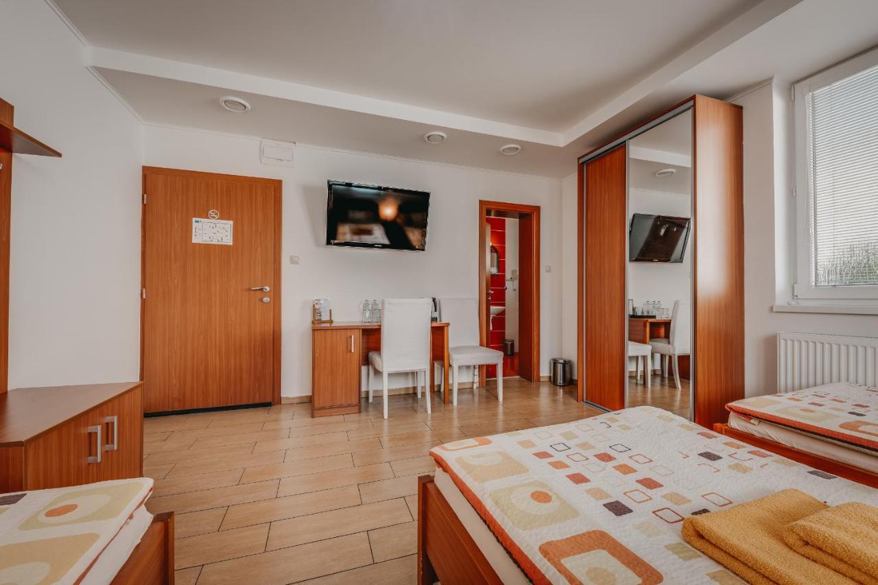 Hotel City Penzion Košice Esterno foto