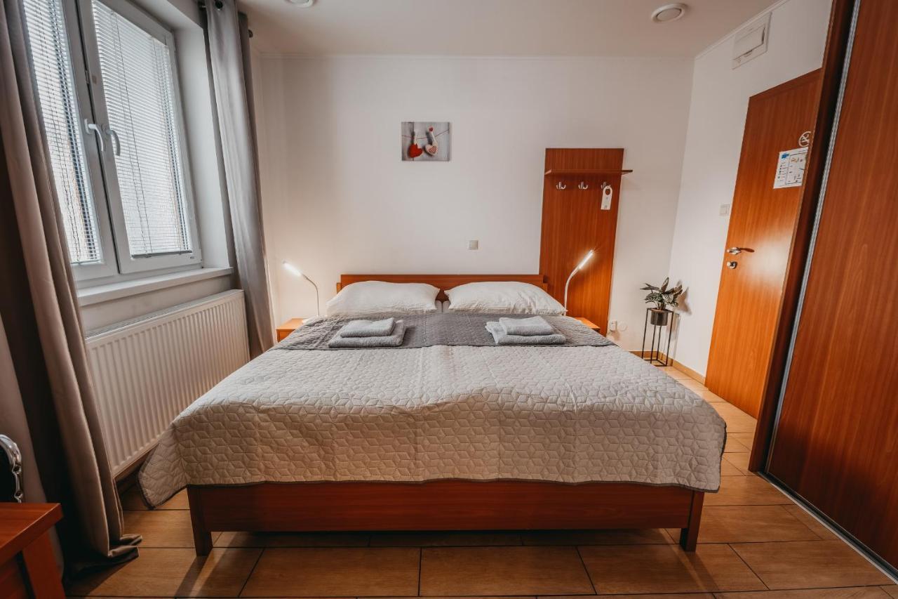Hotel City Penzion Košice Esterno foto