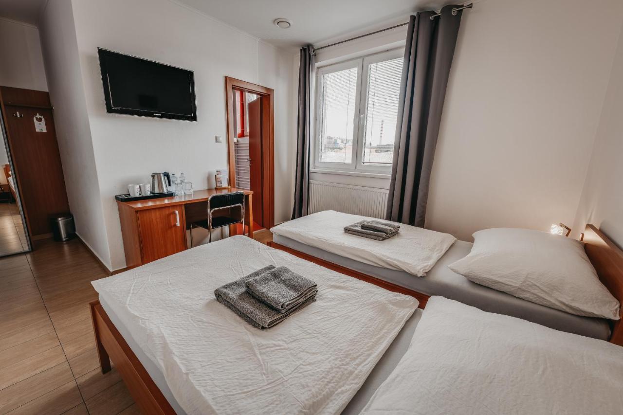 Hotel City Penzion Košice Esterno foto