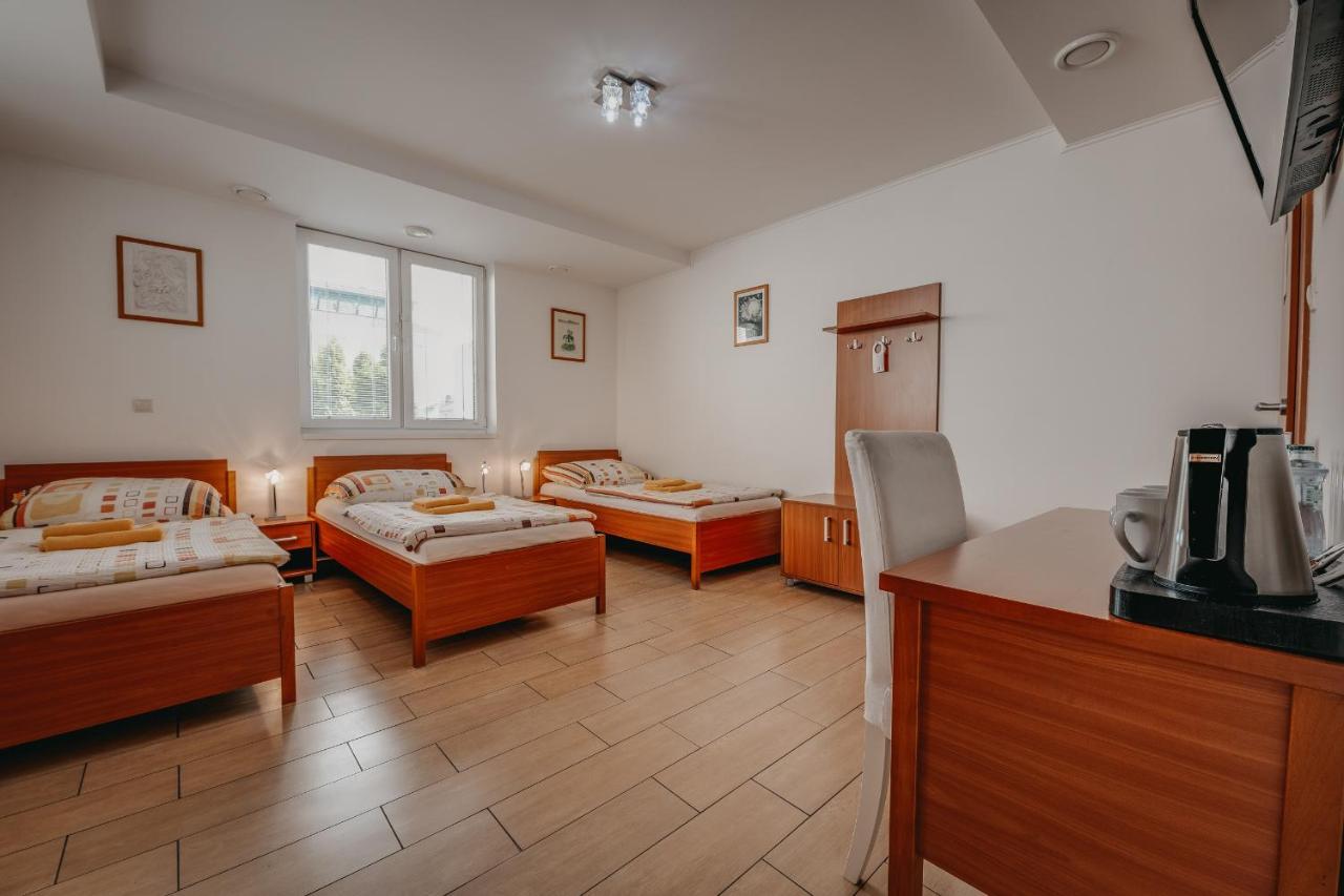 Hotel City Penzion Košice Esterno foto
