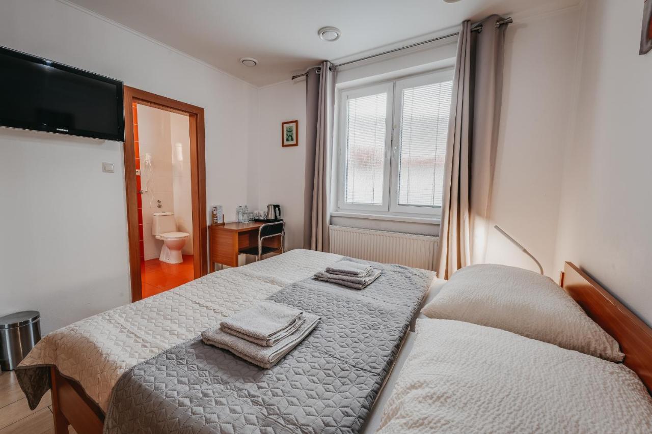 Hotel City Penzion Košice Esterno foto