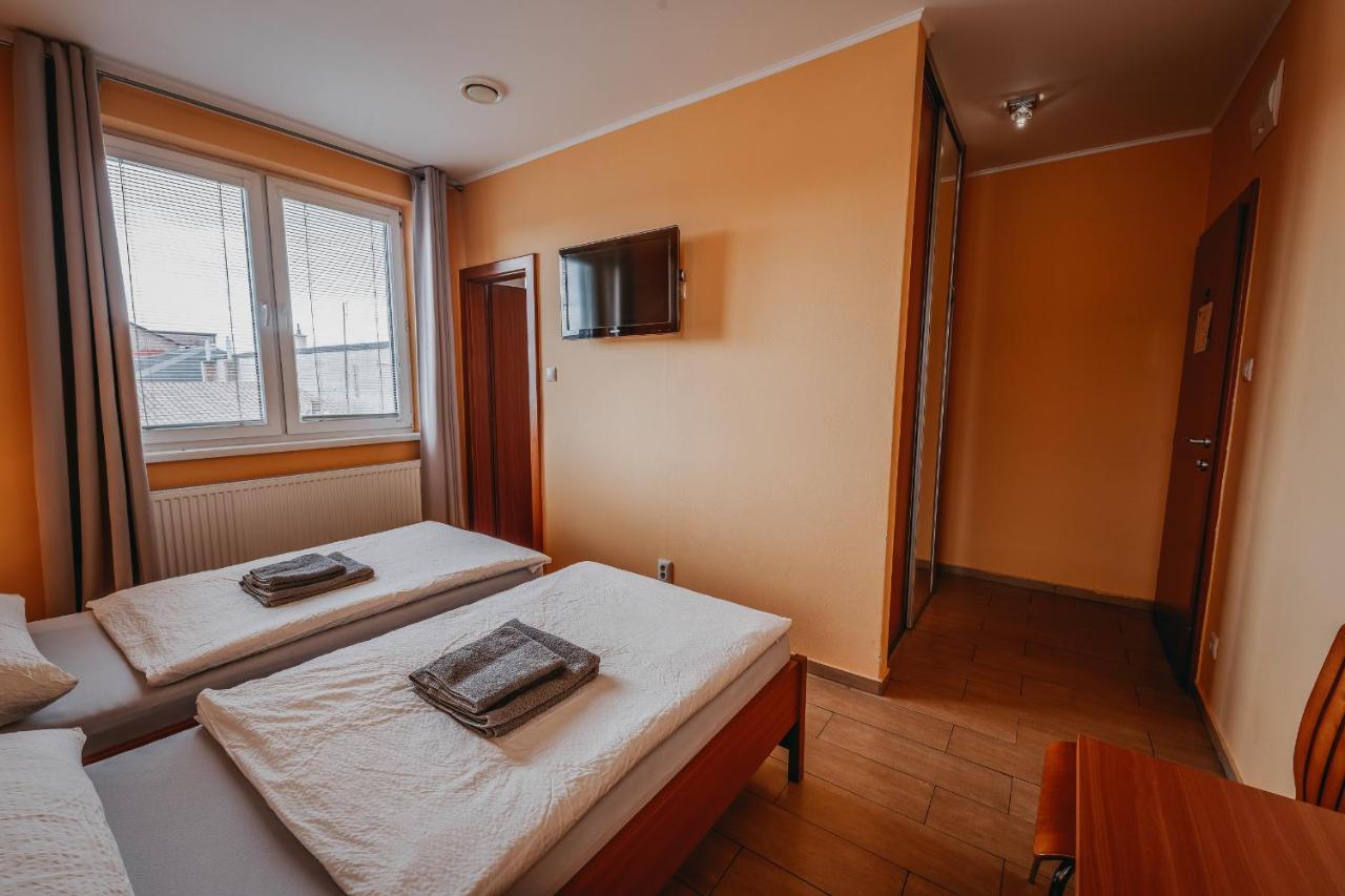 Hotel City Penzion Košice Esterno foto