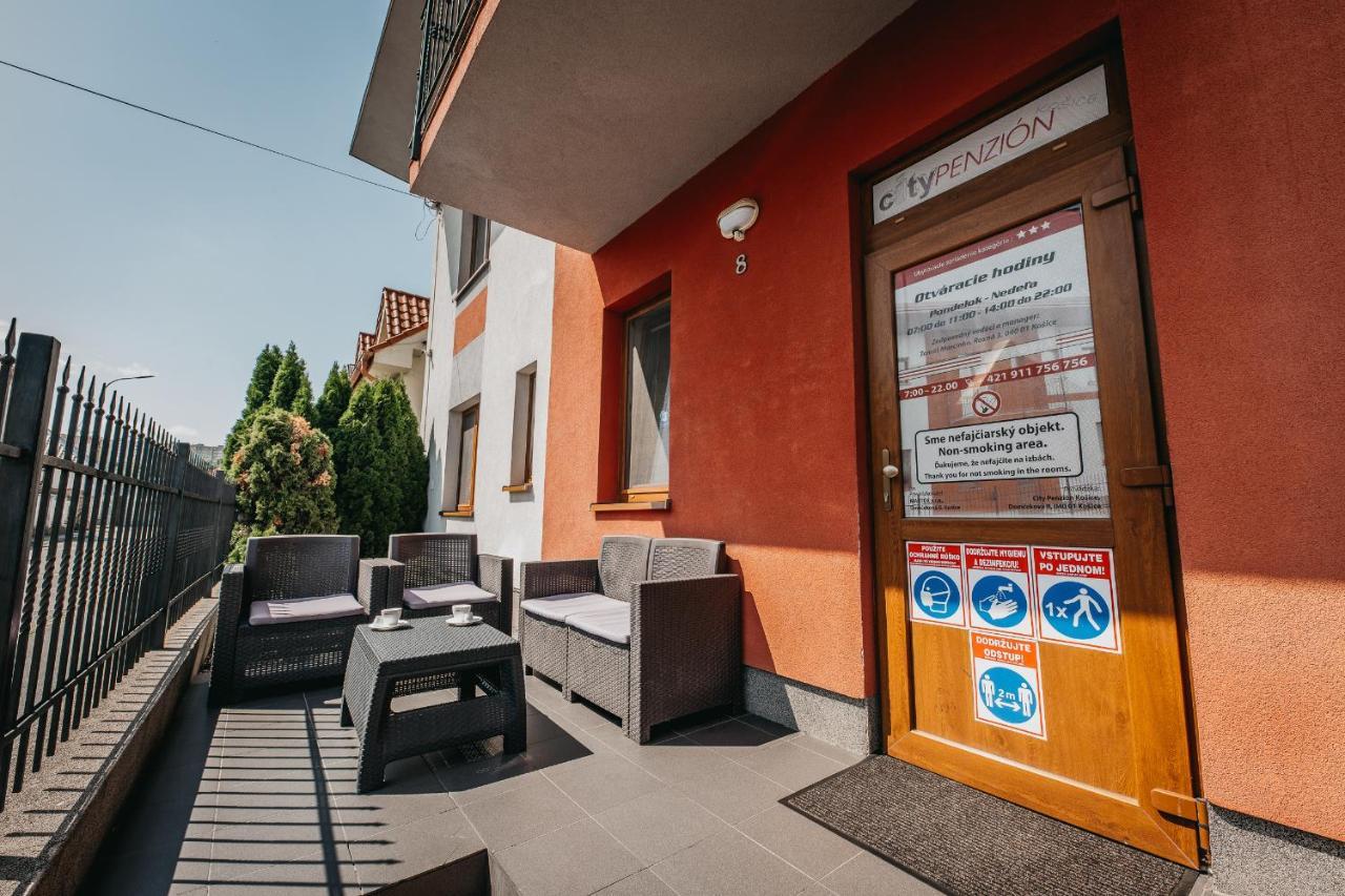 Hotel City Penzion Košice Esterno foto