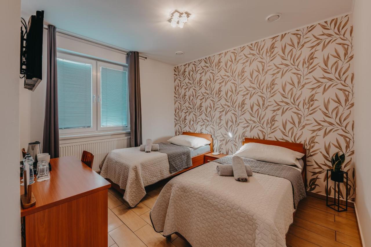 Hotel City Penzion Košice Esterno foto